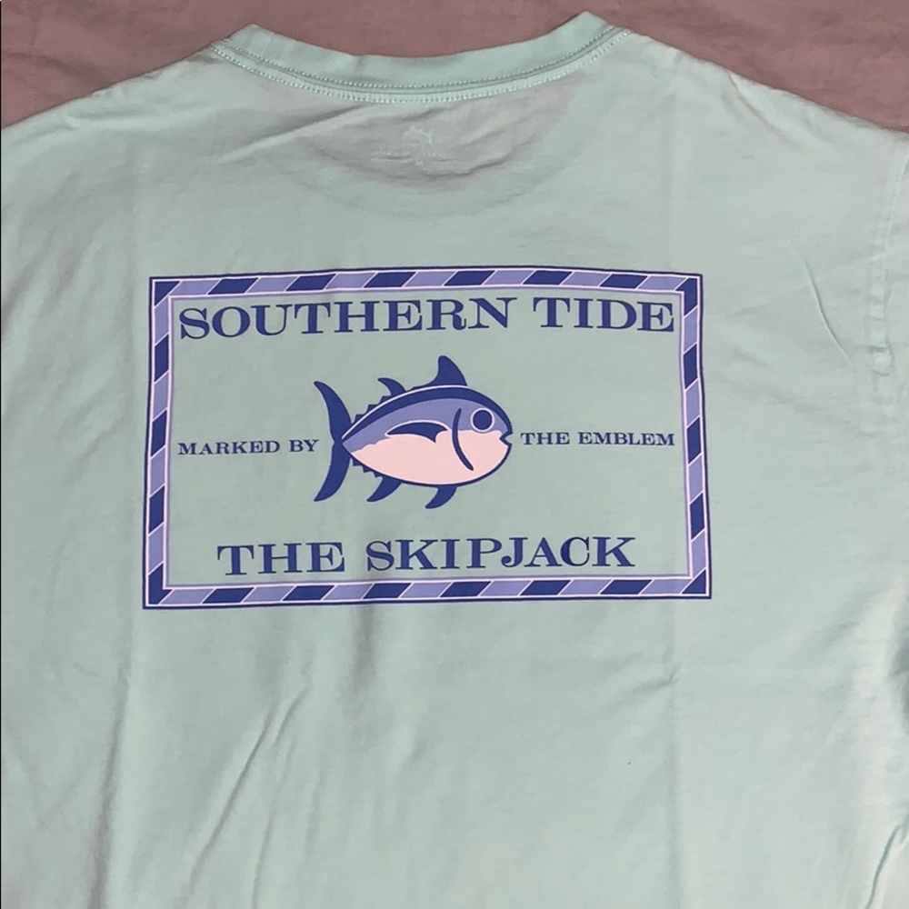 Southern Tide short sleeve tee